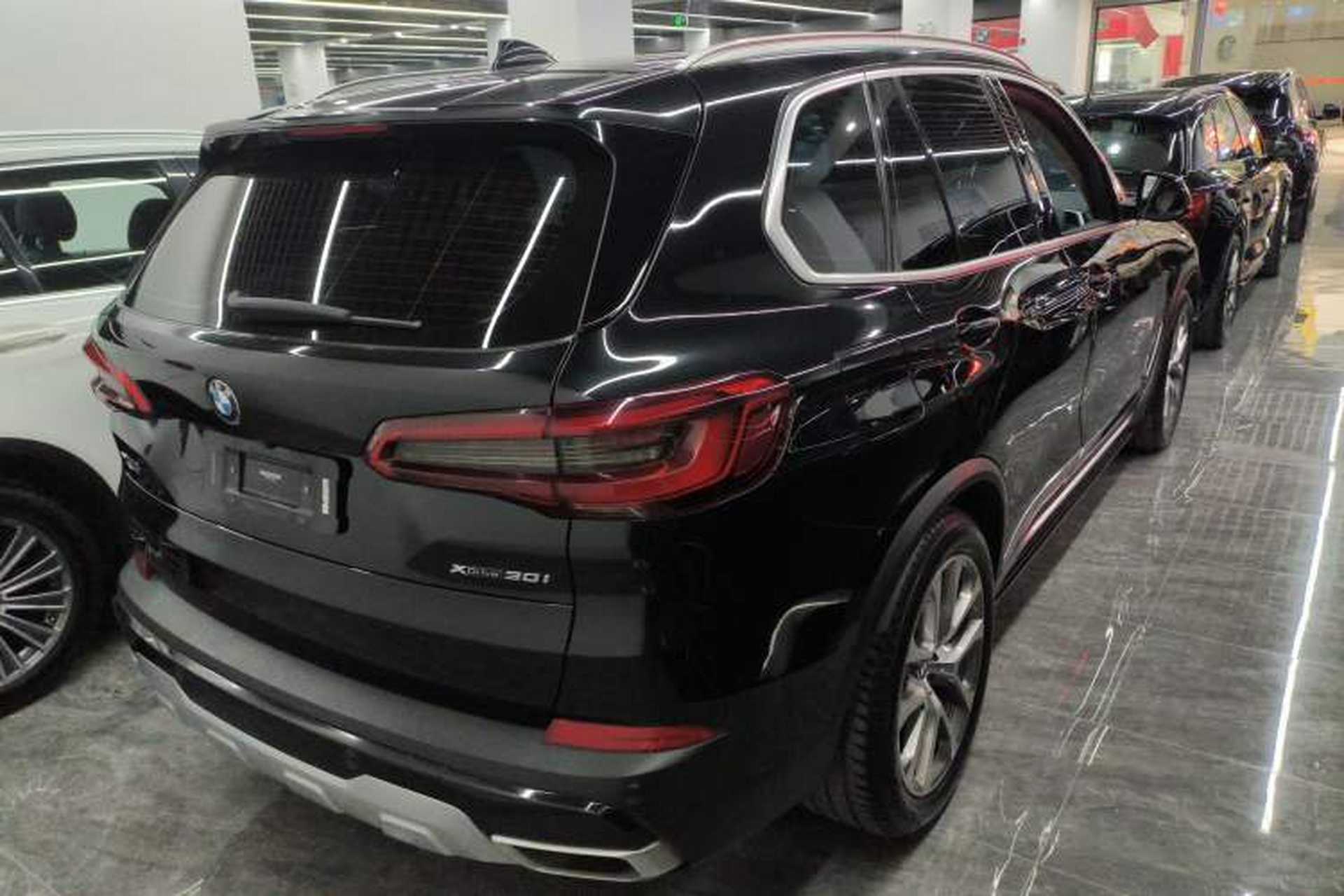 Used BMW X5 2020 xDrive30i X Design Package Rear Right 45 Deg