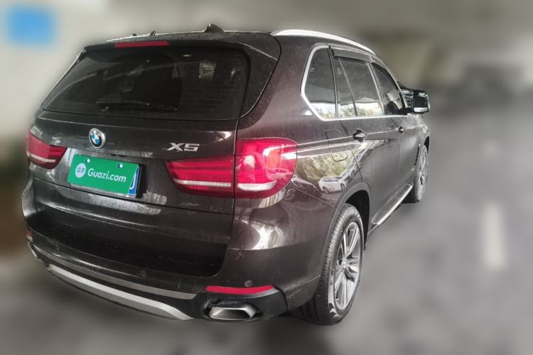 Used BMW X5  Rear Right 45 Deg