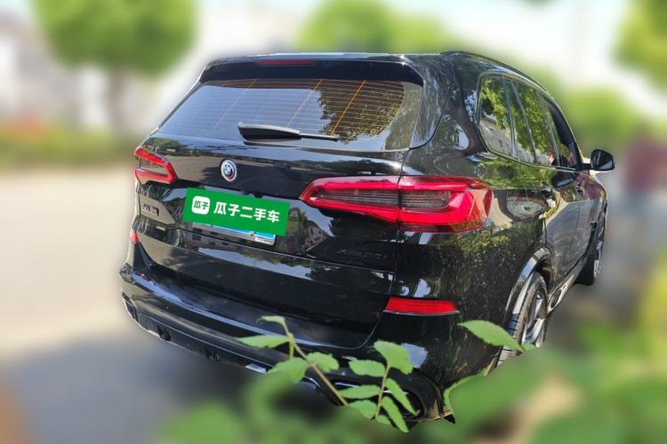 Used BMW X5 2020 xDrive40i Luxury Model with M Sport Package Rear Right 45 Deg