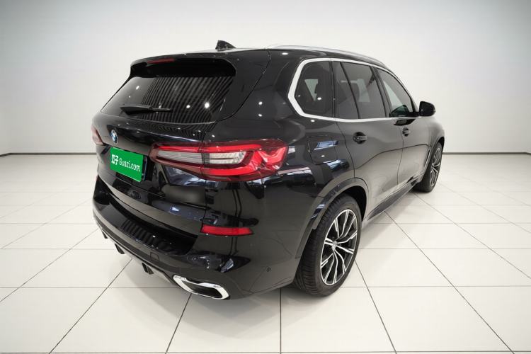 Used BMW X5 2020 xDrive30i M Sport Package Rear Right 45 Deg