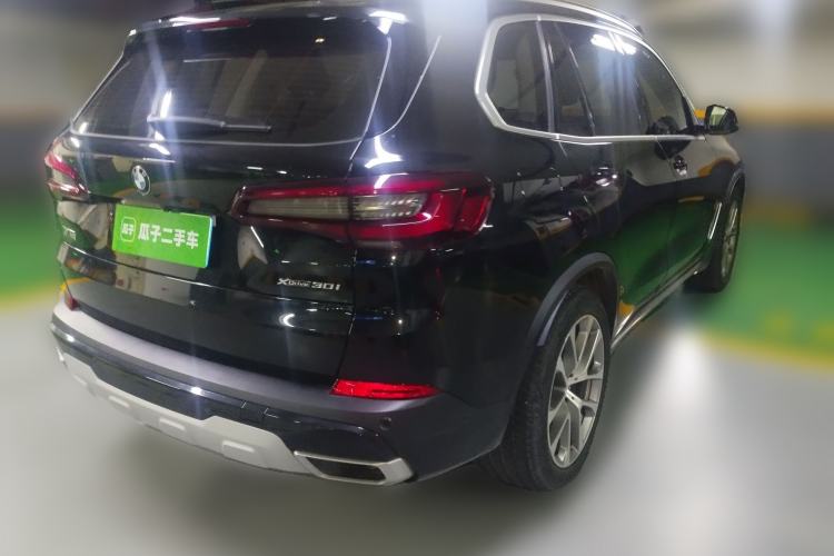 Used BMW X5 2020 xDrive30i X Design Package Rear Right 45 Deg