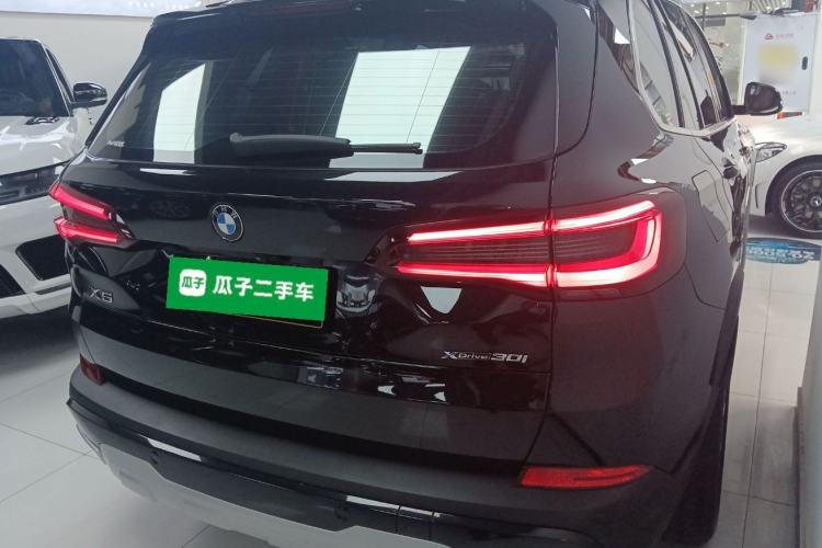 Used BMW X5 2020 xDrive30i X Design Package Rear Right 45 Deg