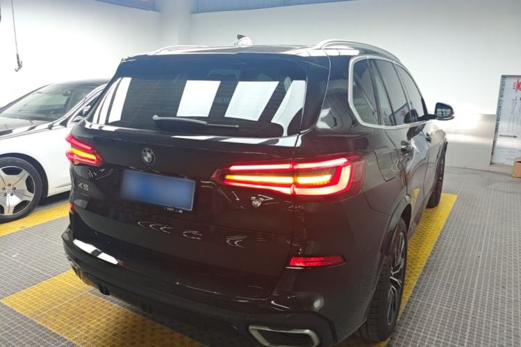 Used BMW X5 2020 xDrive30i M Sport Package Rear Right 45 Deg
