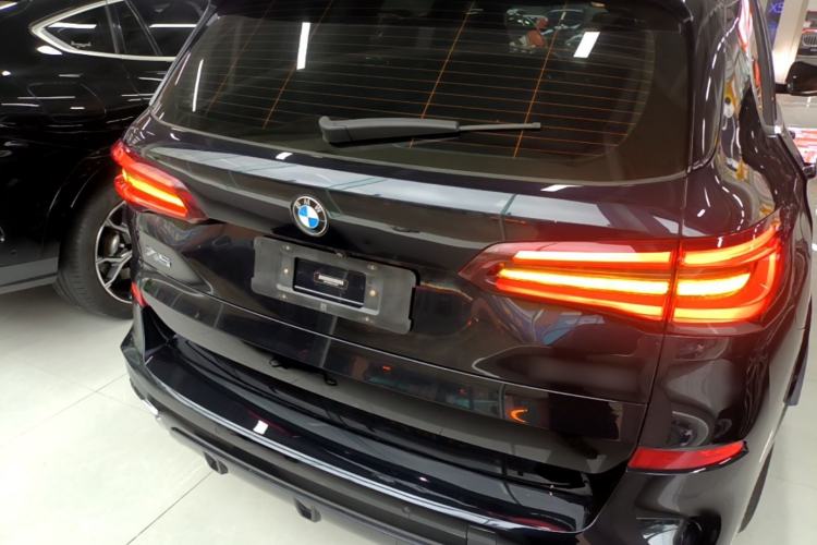 Used BMW X5 2020 xDrive40i M Sport Package Rear