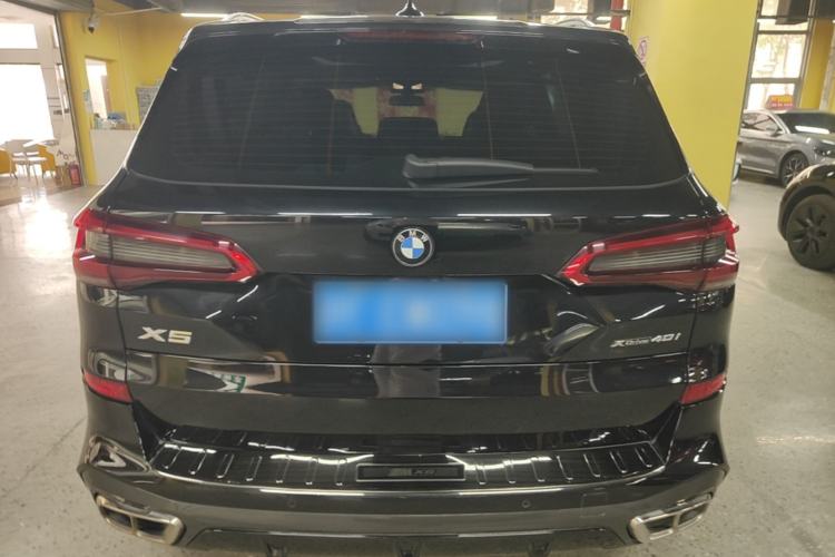 Used BMW X5 2020 xDrive40i Luxury Model with M Sport Package Rear
