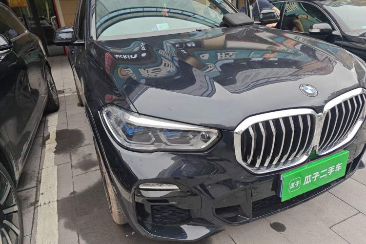 Used BMW X5 2020 xDrive40i Luxury Model with M Sport Package Right Front Headlight