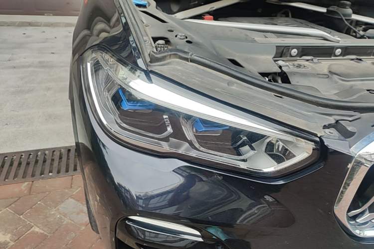 Used BMW X5 2020 xDrive40i M Sport Package Right Front Headlight