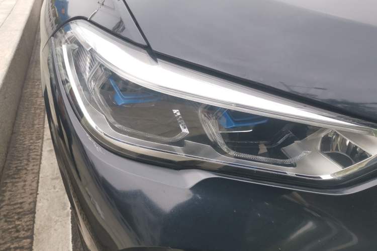 Used BMW X5 2020 xDrive30i M Sport Package Right Front Headlight