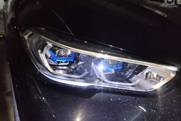 Used BMW X5 2020 xDrive40i M Sport Package Right Front Headlight