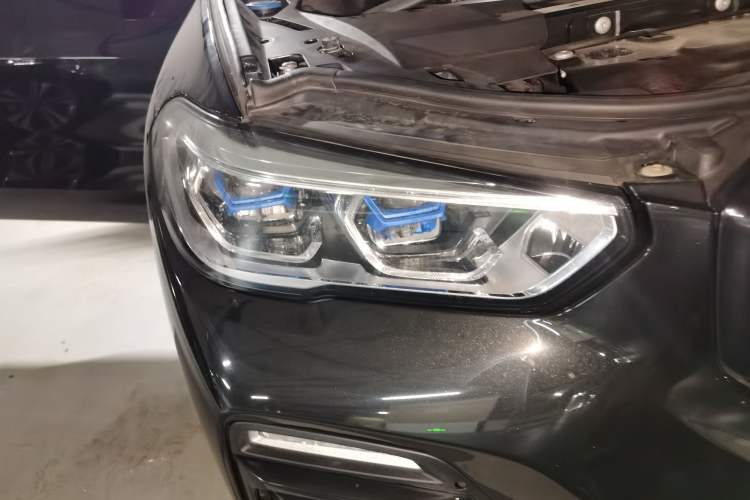 Used BMW X5 2020 xDrive30i X Design Package Right Front Headlight