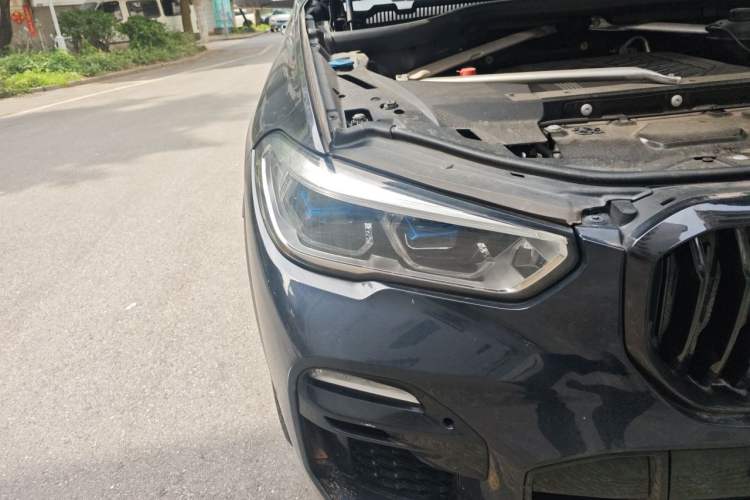 Used BMW X5 2020 xDrive40i M Sport Package Right Front Headlight