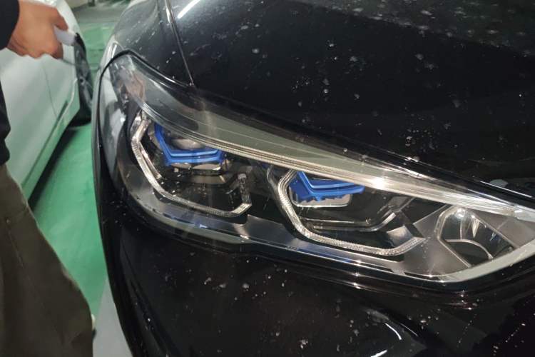 Used BMW X5 2020 xDrive40i M Sport Package Right Front Headlight
