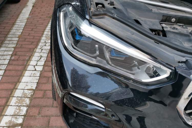 Used BMW X5 2020 xDrive40i M Sport Package Right Front Headlight