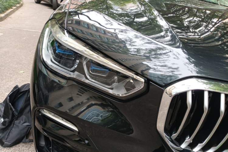 Used BMW X5 2020 xDrive40i M Sport Package Right Front Headlight
