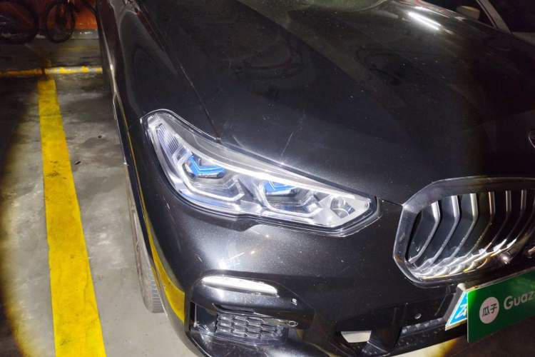 Used BMW X5 2020 xDrive40i Luxury Model with M Sport Package Right Front Headlight