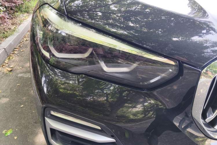 Used BMW X5 2020 xDrive30i X Design Package Right Front Headlight