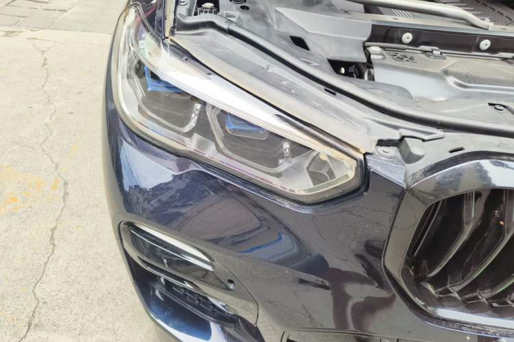 Used BMW X5 2020 xDrive40i M Sport Package Right Front Headlight