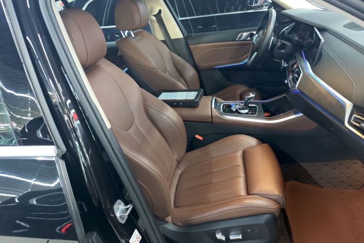 Used BMW X5 2020 xDrive40i M Sport Package Right Front Seat