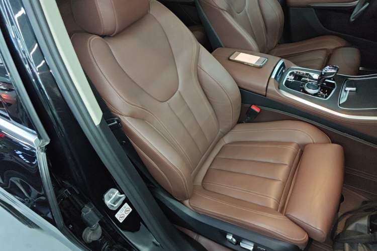 Used BMW X5 2020 xDrive30i M Sport Package Right Front Seat