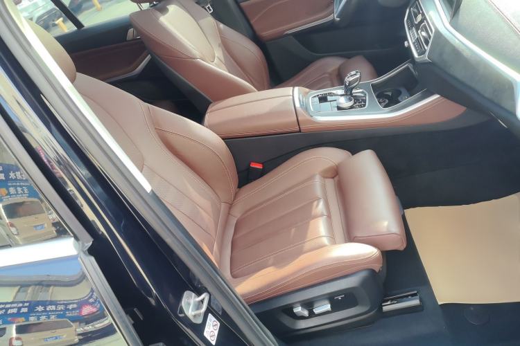 Used BMW X5 2020 xDrive30i M Sport Package Right Front Seat