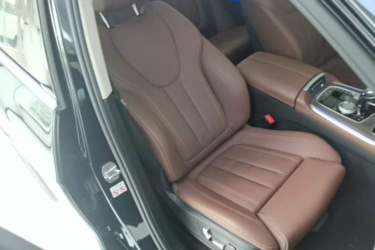Used BMW X5 2020 xDrive40i M Sport Package Right Front Seat