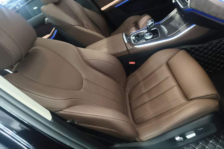 Used BMW X5 2020 xDrive30i M Sport Package Right Front Seat