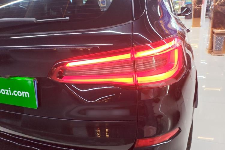 Used BMW X5 2020 xDrive40i M Sport Package Right Rear Taillight