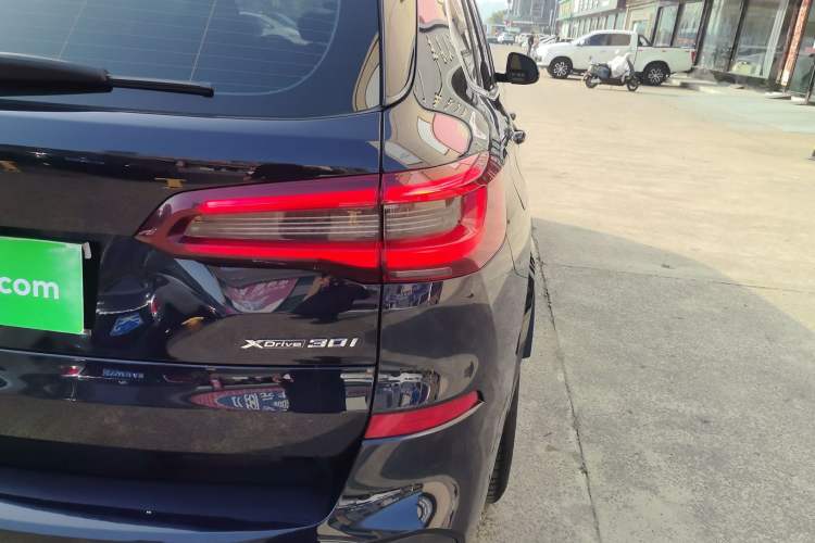 Used BMW X5 2020 xDrive30i M Sport Package Right Rear Taillight
