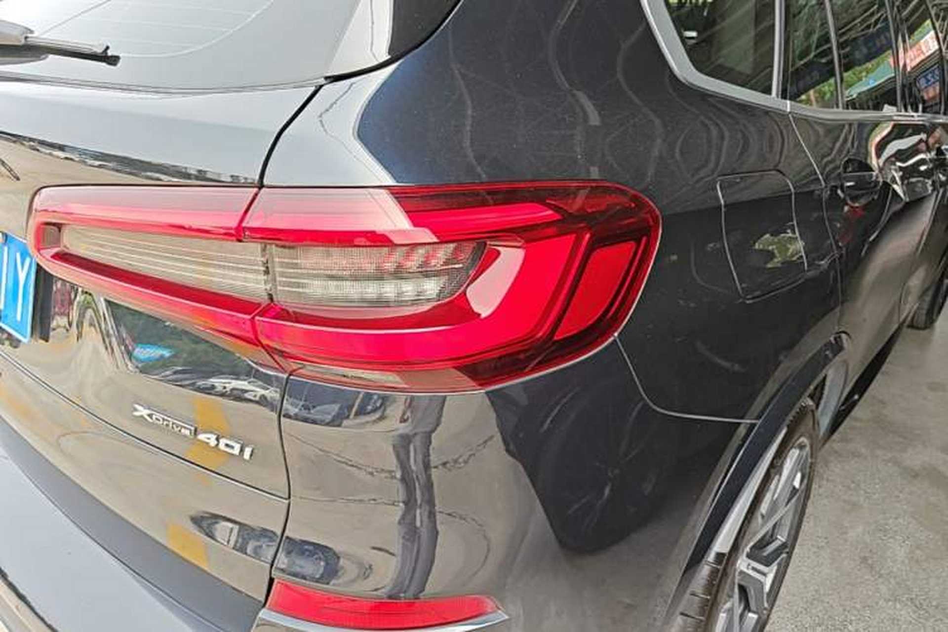 Used BMW X5 2020 xDrive40i Luxury Model with M Sport Package Right Rear Taillight