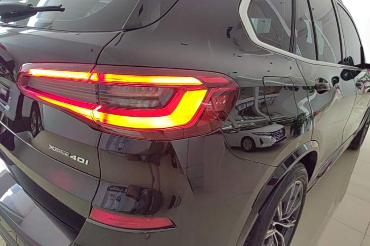 Used BMW X5 2020 xDrive40i M Sport Package Right Rear Taillight