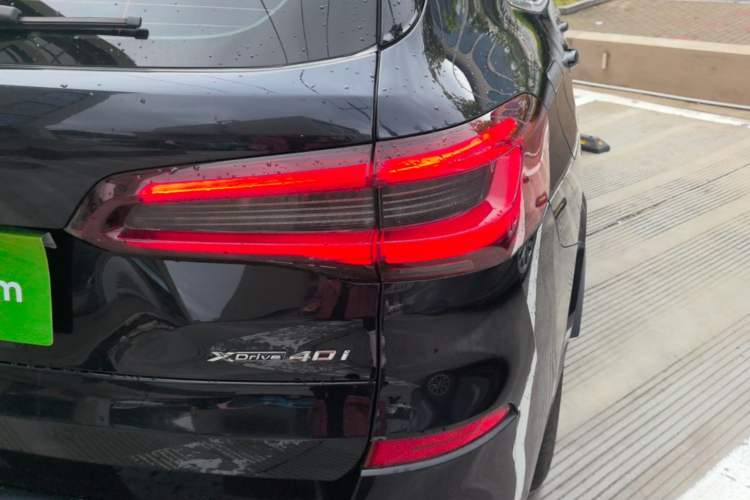 Used BMW X5 2020 xDrive40i M Sport Package Right Rear Taillight