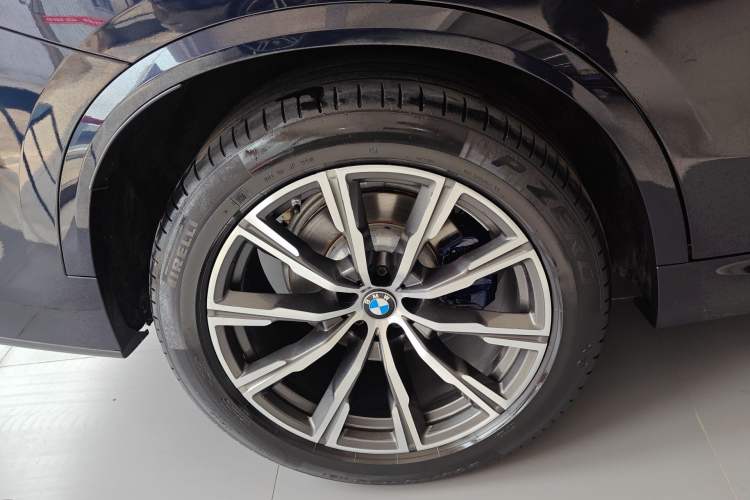 Used BMW X5 2020 xDrive30i M Sport Package Right Rear Wheel Hub