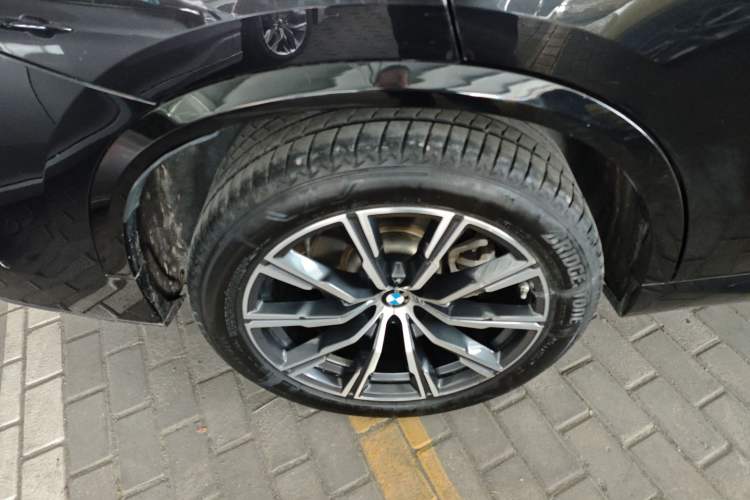 Used BMW X5 2020 xDrive40i M Sport Package Right Rear Wheel Hub