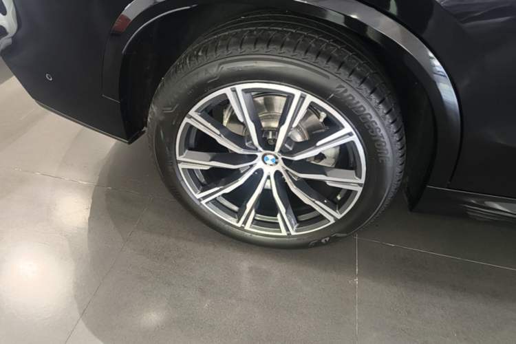 Used BMW X5 2020 xDrive30i M Sport Package Right Rear Wheel Hub