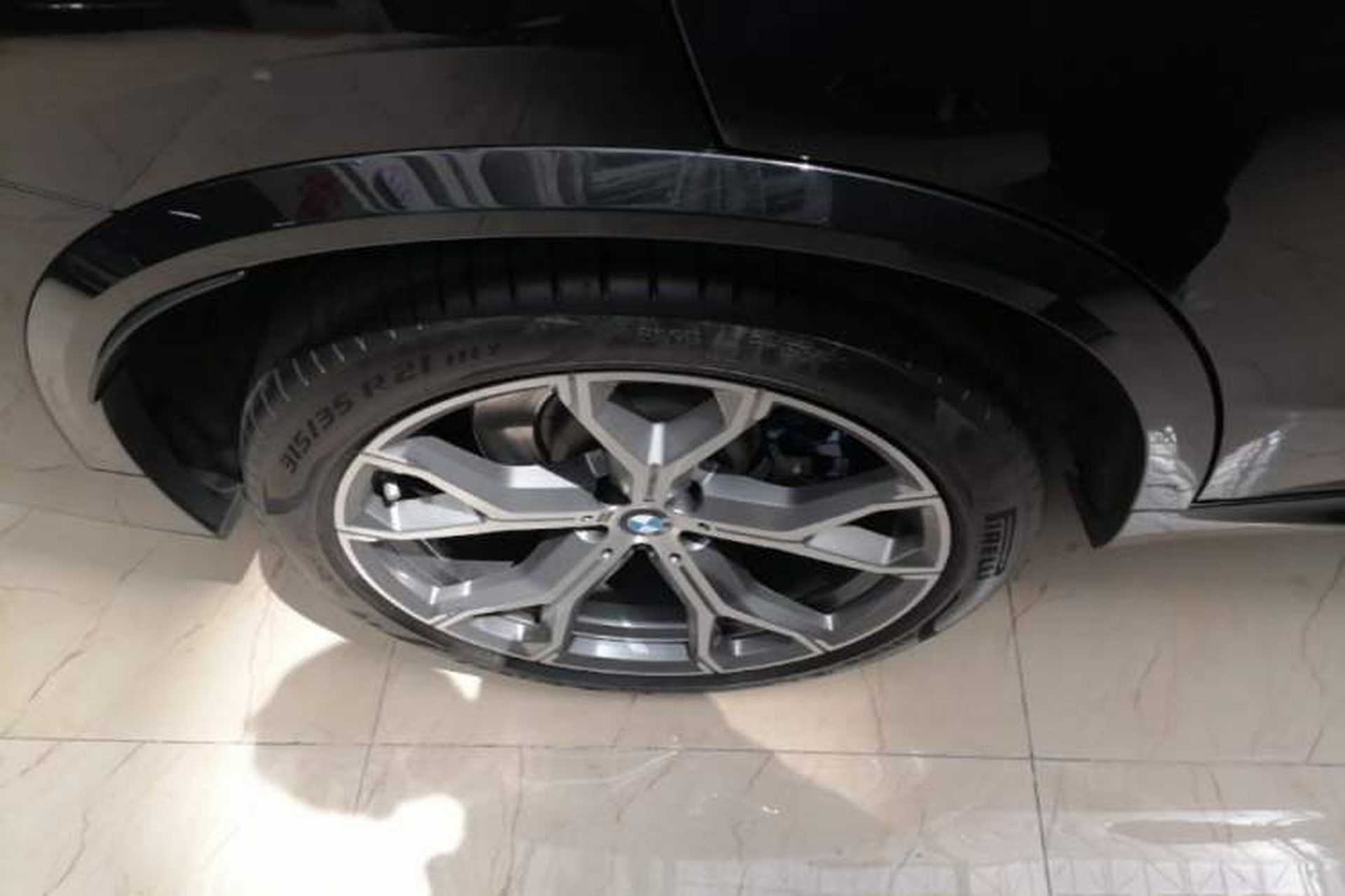 Used BMW X5 2020 xDrive40i Luxury Model with M Sport Package Right Rear Wheel Hub