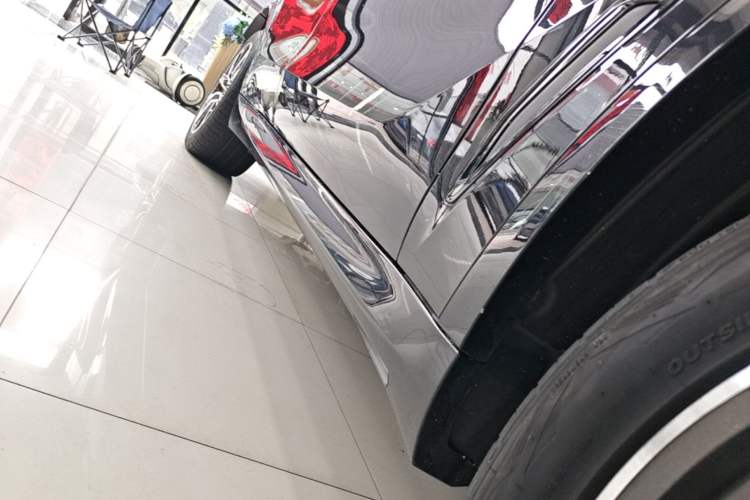 Used BMW X5 2020 xDrive40i M Sport Package Right Side Sill