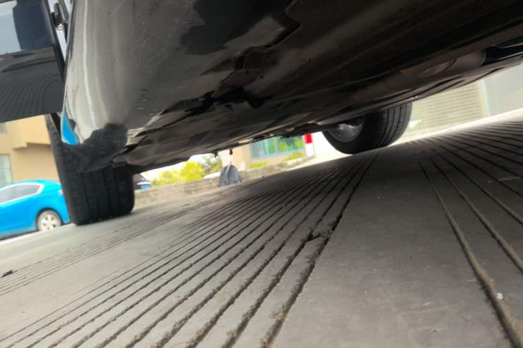 Used BMW X5 2020 xDrive40i M Sport Package Right Side Sill