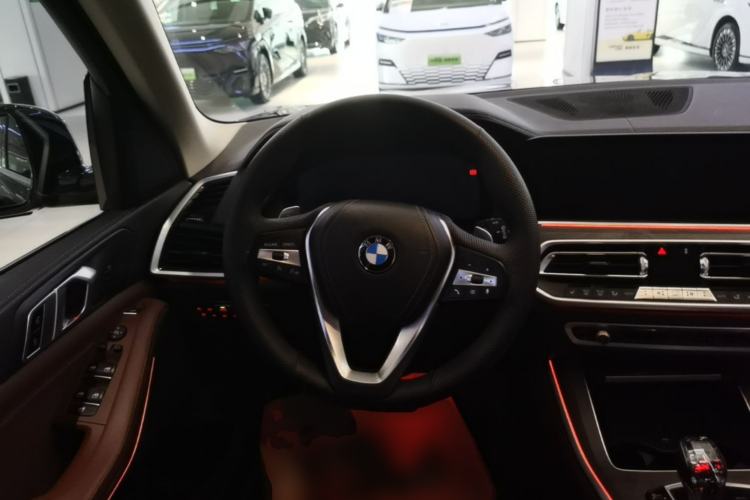 Used BMW X5 2020 xDrive30i X Design Package Steering Wheel