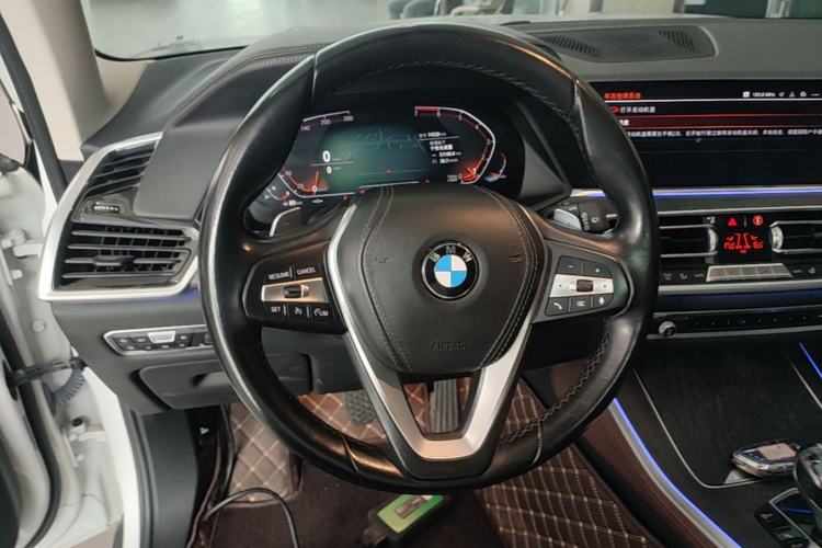 Used BMW X5 2020 xDrive30i X Design Package Steering Wheel