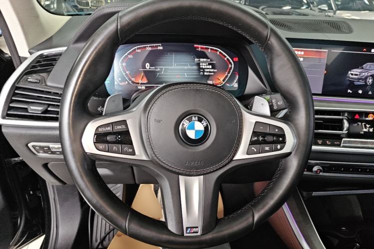 Used BMW X5 2020 xDrive40i M Sport Package Steering Wheel