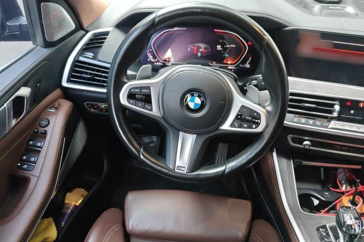 Used BMW X5 2020 xDrive40i M Sport Package Steering Wheel