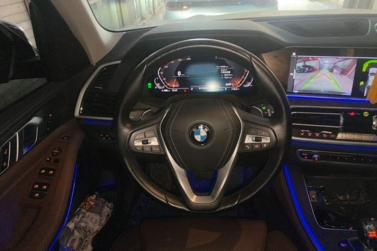 Used BMW X5 2020 xDrive30i X Design Package Steering Wheel