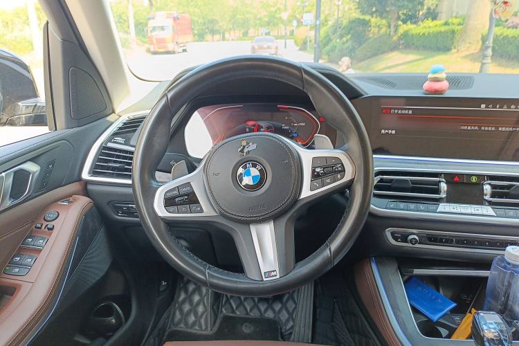 Used BMW X5 2020 xDrive30i M Sport Package Steering Wheel