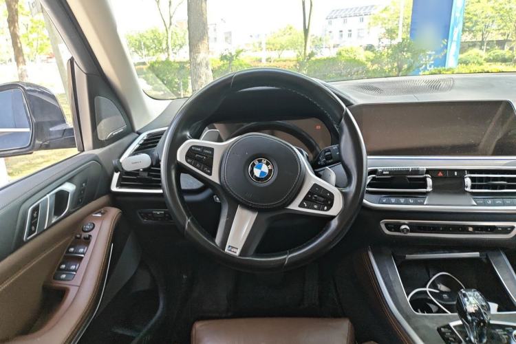Used BMW X5 2020 xDrive40i M Sport Package Steering Wheel