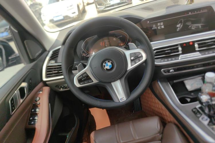 Used BMW X5 2020 xDrive40i M Sport Package Steering Wheel