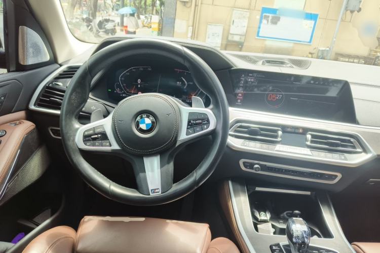 Used BMW X5 2020 xDrive40i M Sport Package Steering Wheel