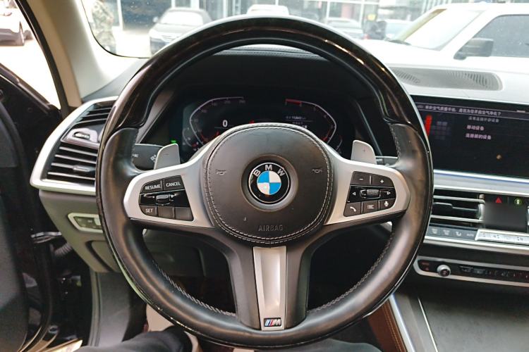 Used BMW X5 2020 xDrive30i M Sport Package Steering Wheel