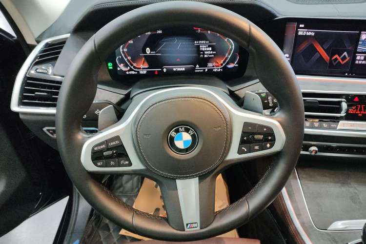 Used BMW X5 2020 xDrive40i M Sport Package Steering Wheel