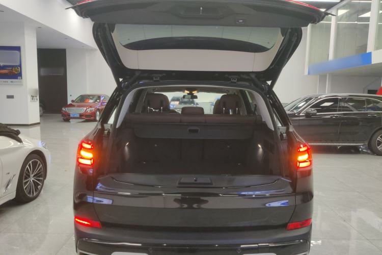 Used BMW X5 2020 xDrive30i X Design Package Trunk