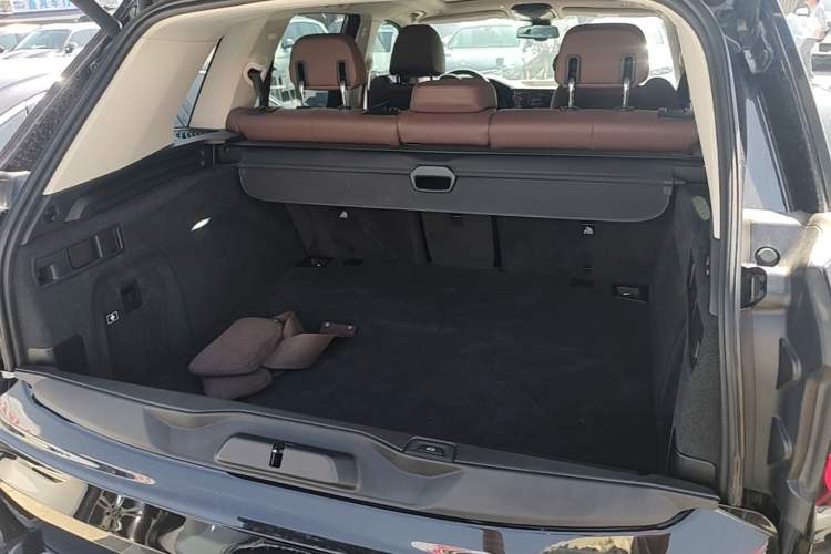 Used BMW X5 2020 xDrive30i M Sport Package Trunk